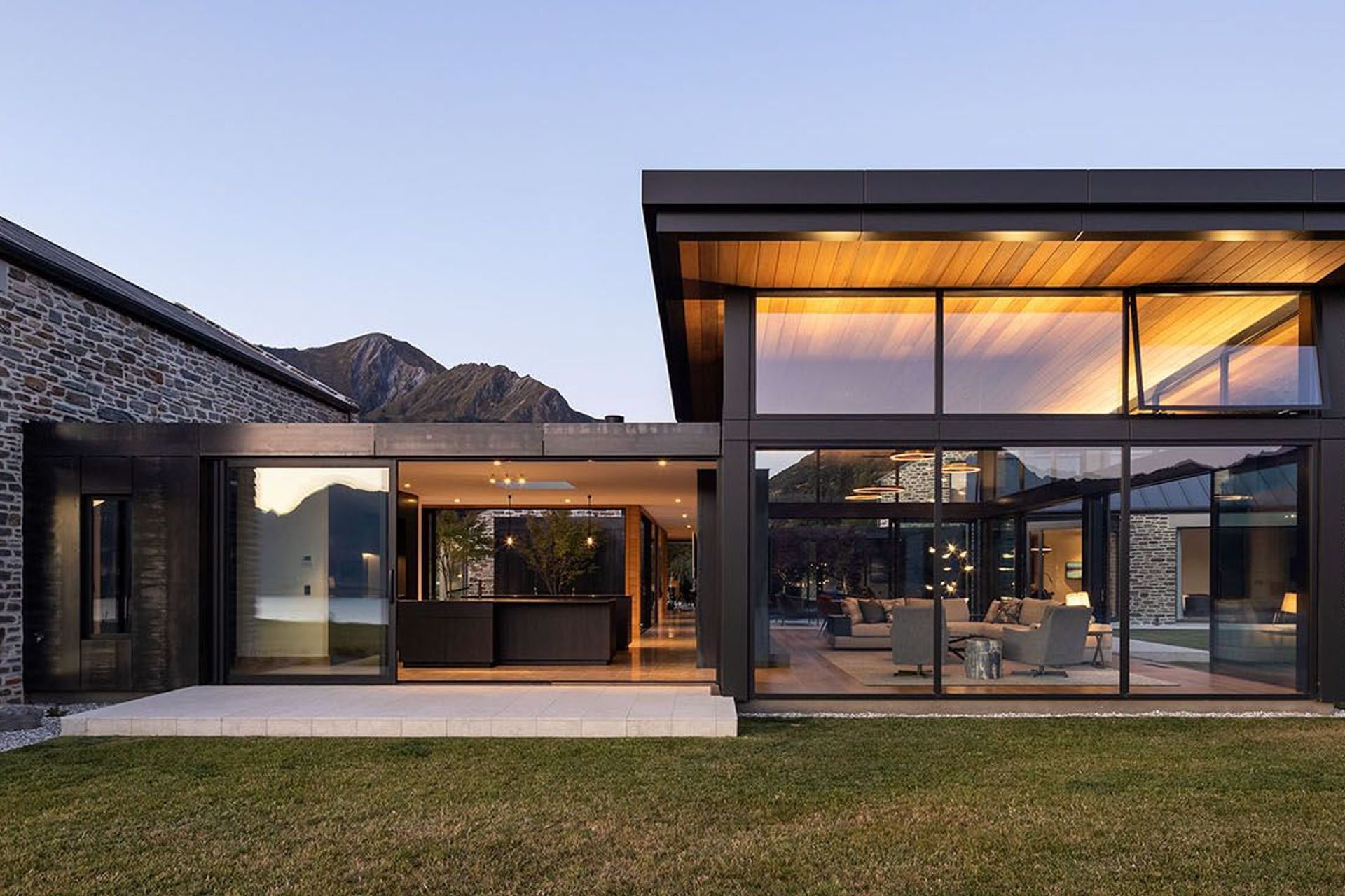 Photograph: Simon Devitt.