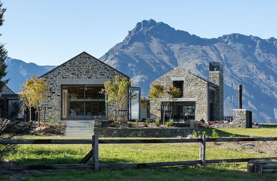 Closeburn Lodge