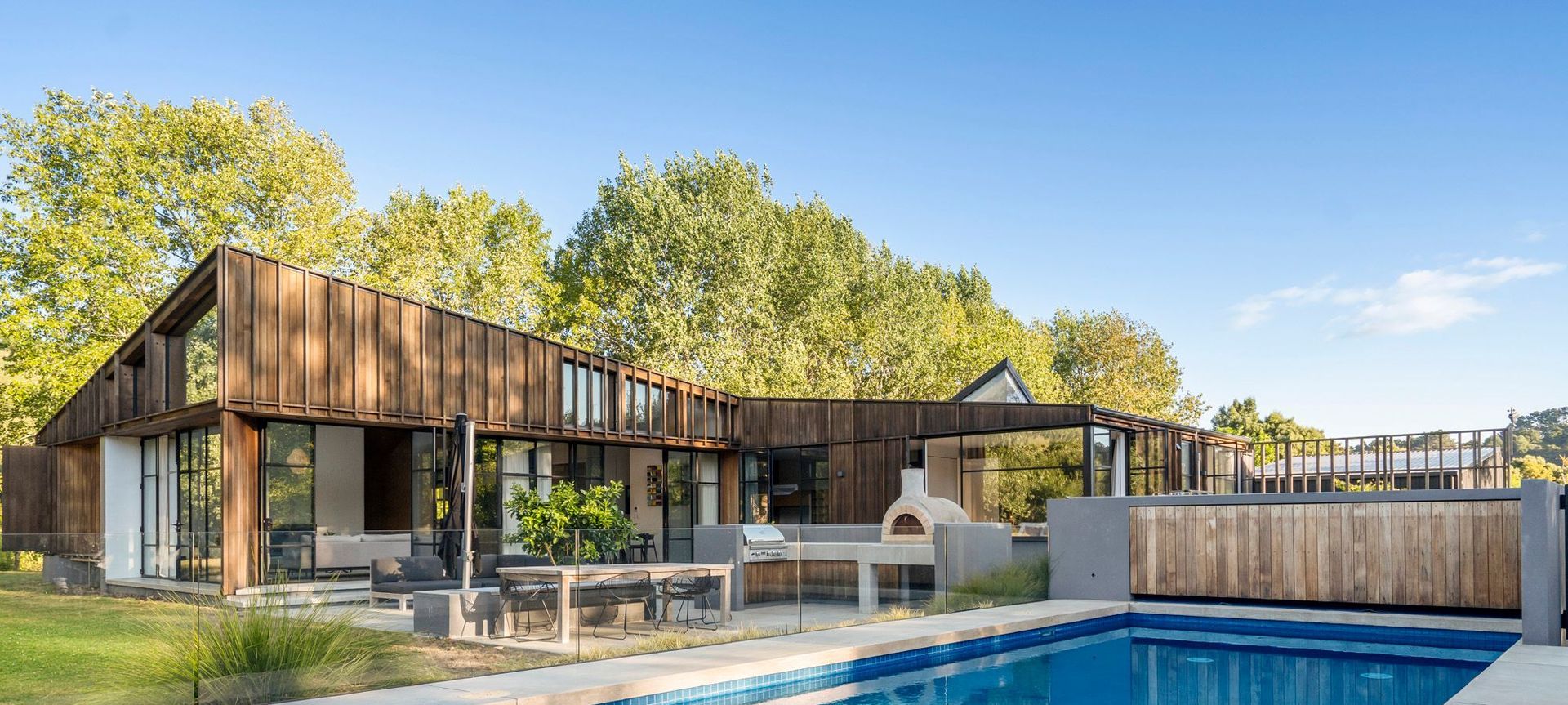 Matakana House: modern life in the country banner