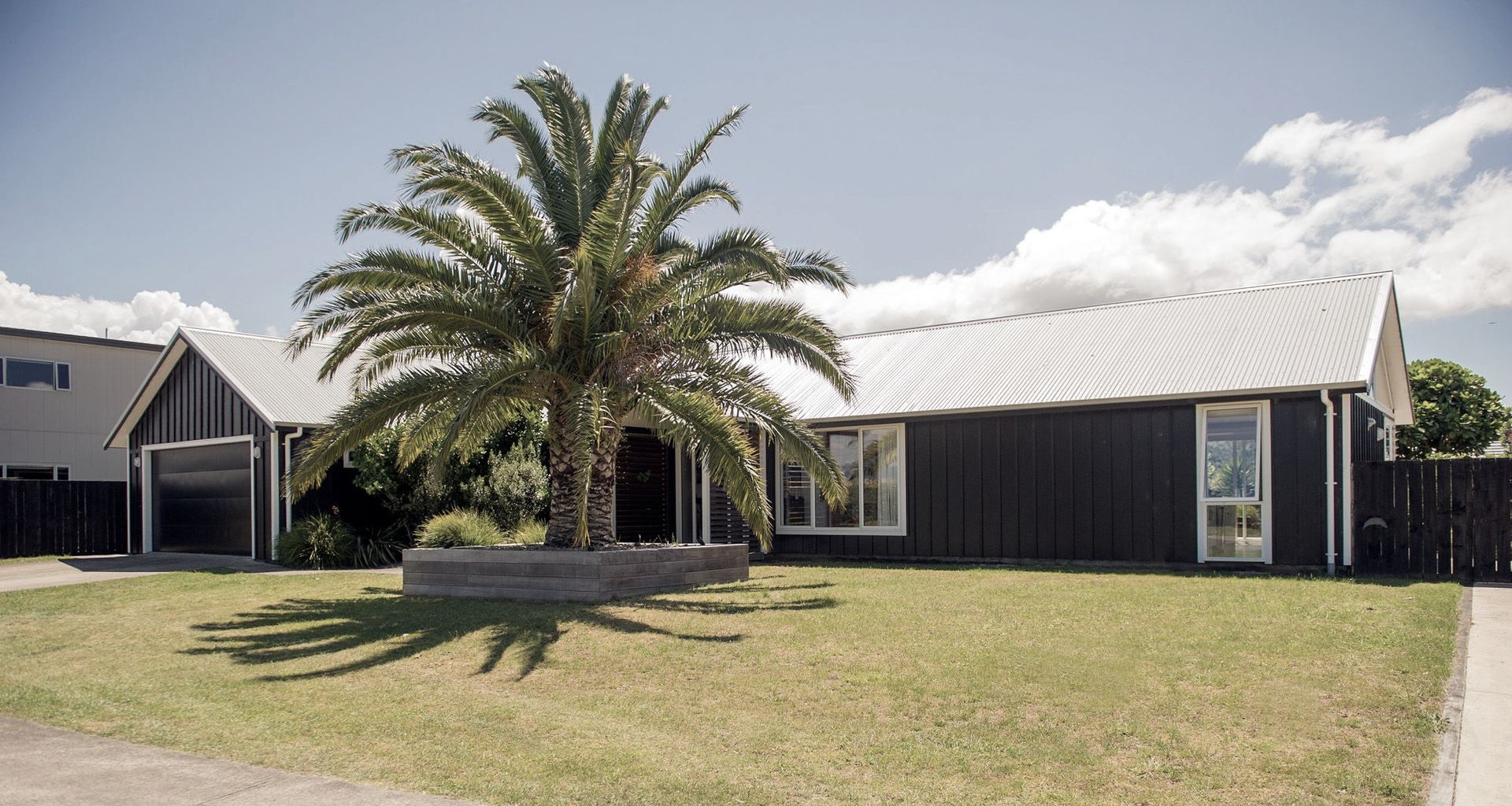 Mayo House I - Whitianga banner