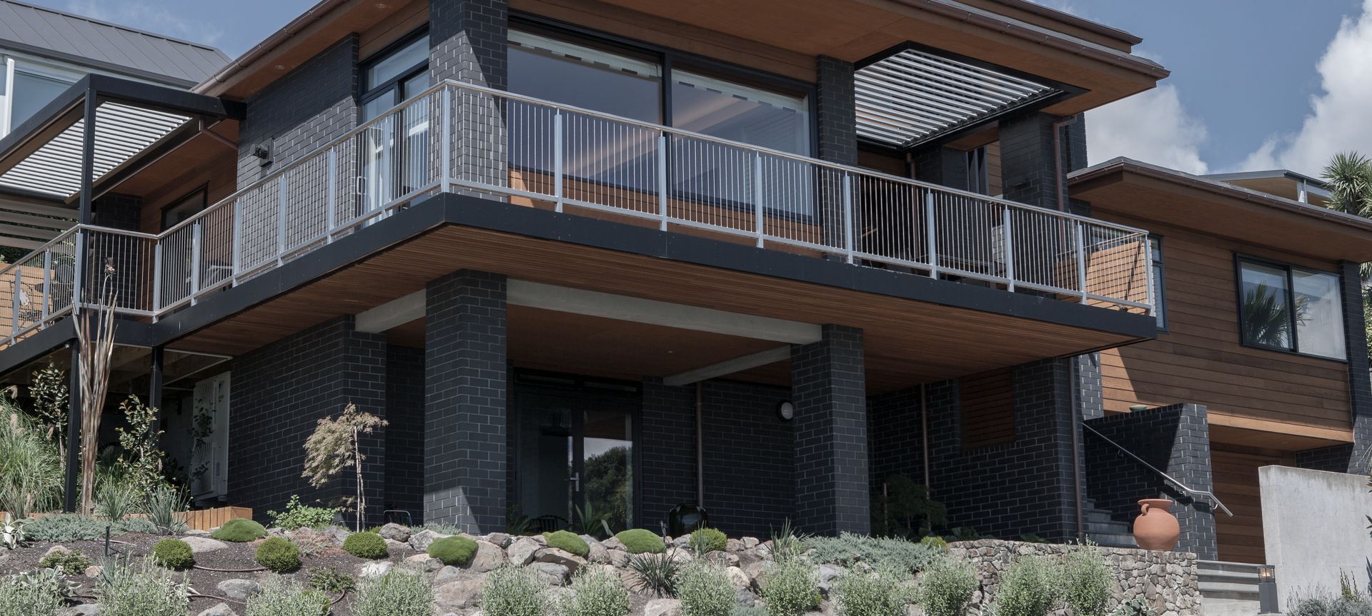 McCormacks Bay House banner