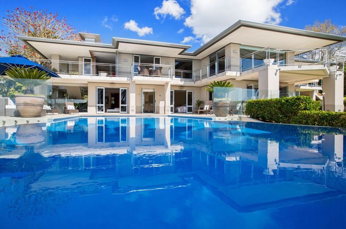Mellons Bay Home & Landscape