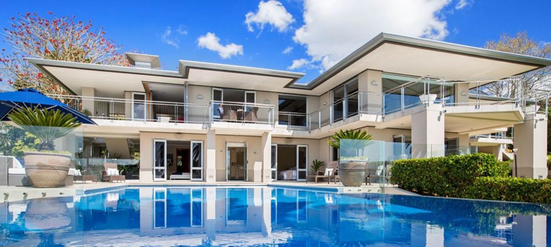 Mellons Bay Home & Landscape banner
