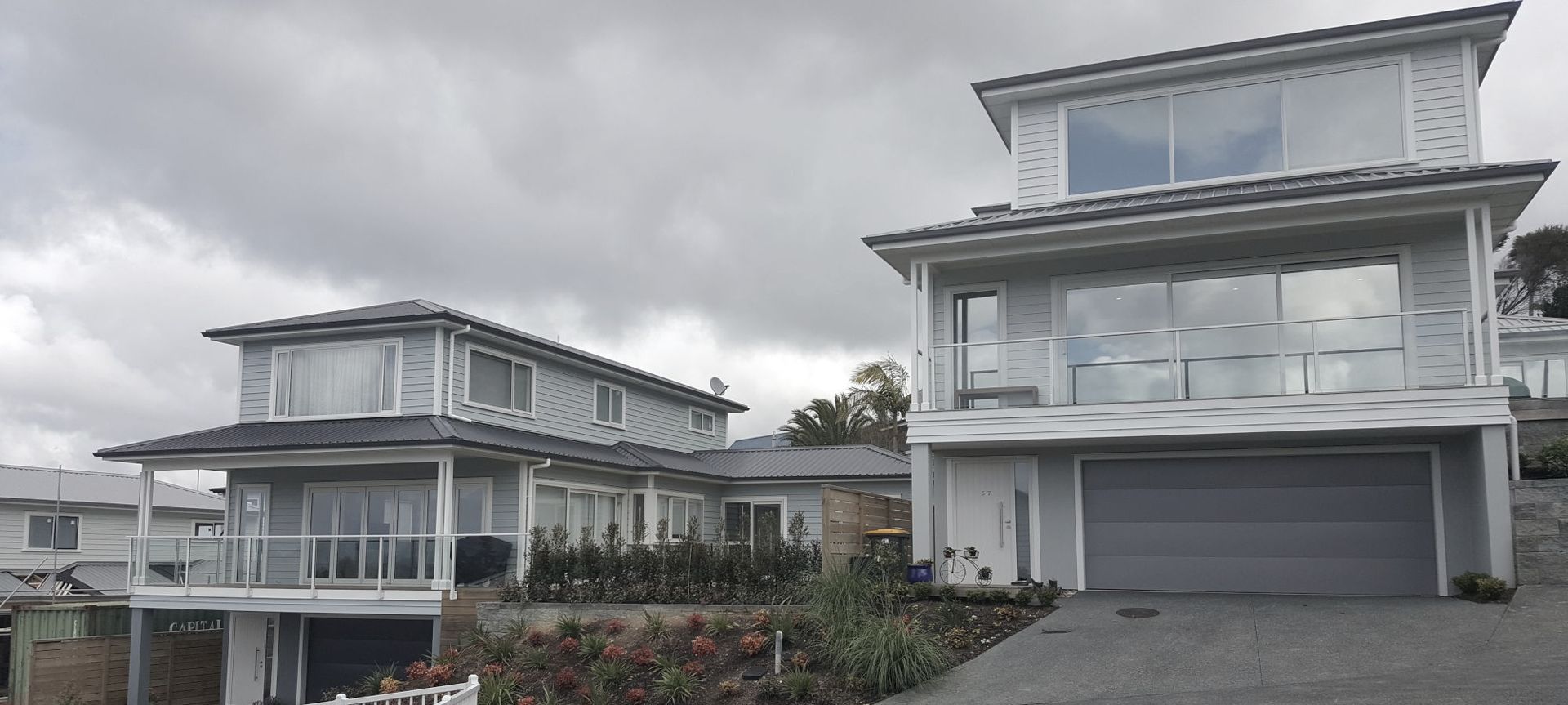 Millenial Way, Orewa banner