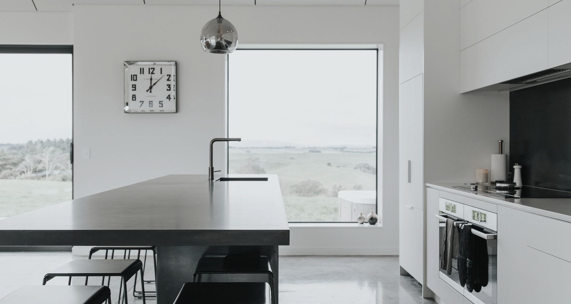 Minimalist Kitchen banner