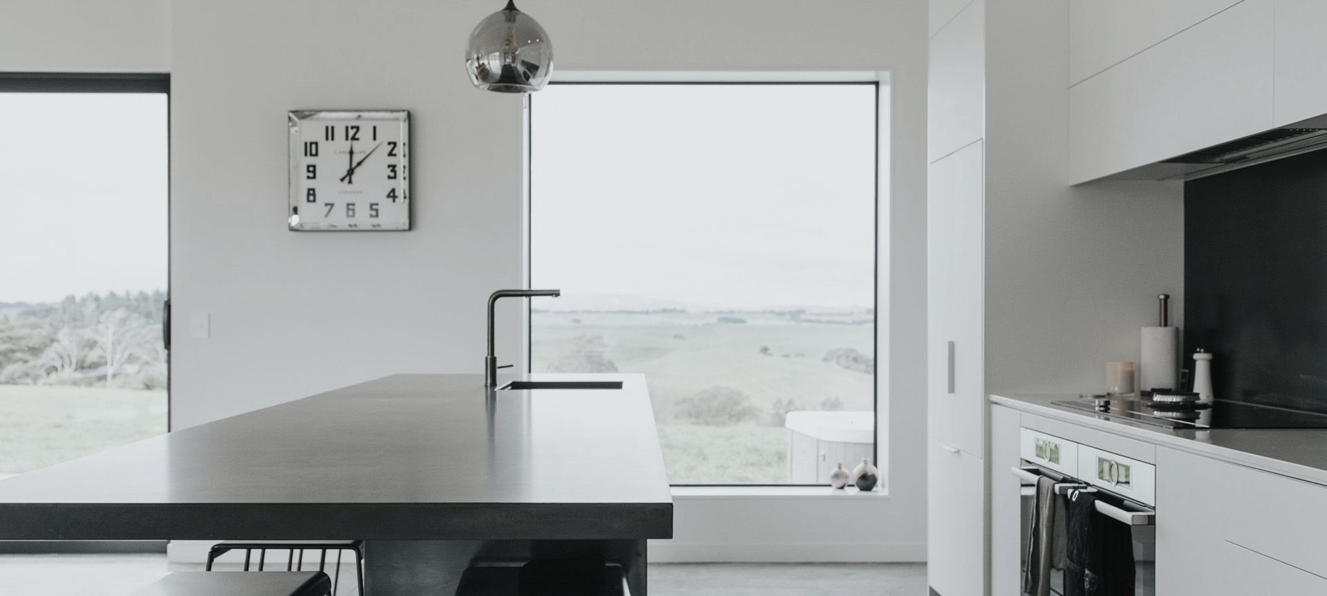 Minimalist Kitchen banner