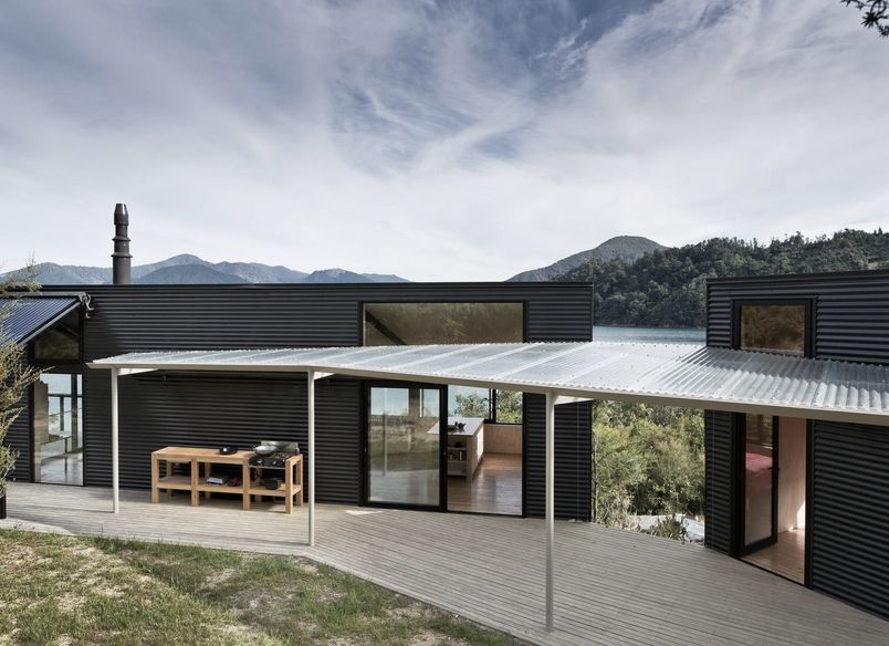 Miro Bay Bach