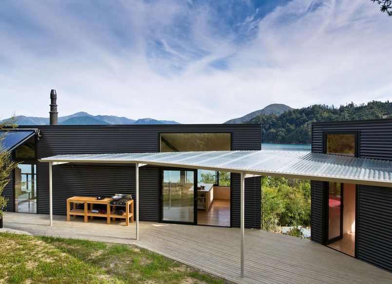 Miro Bay Bach