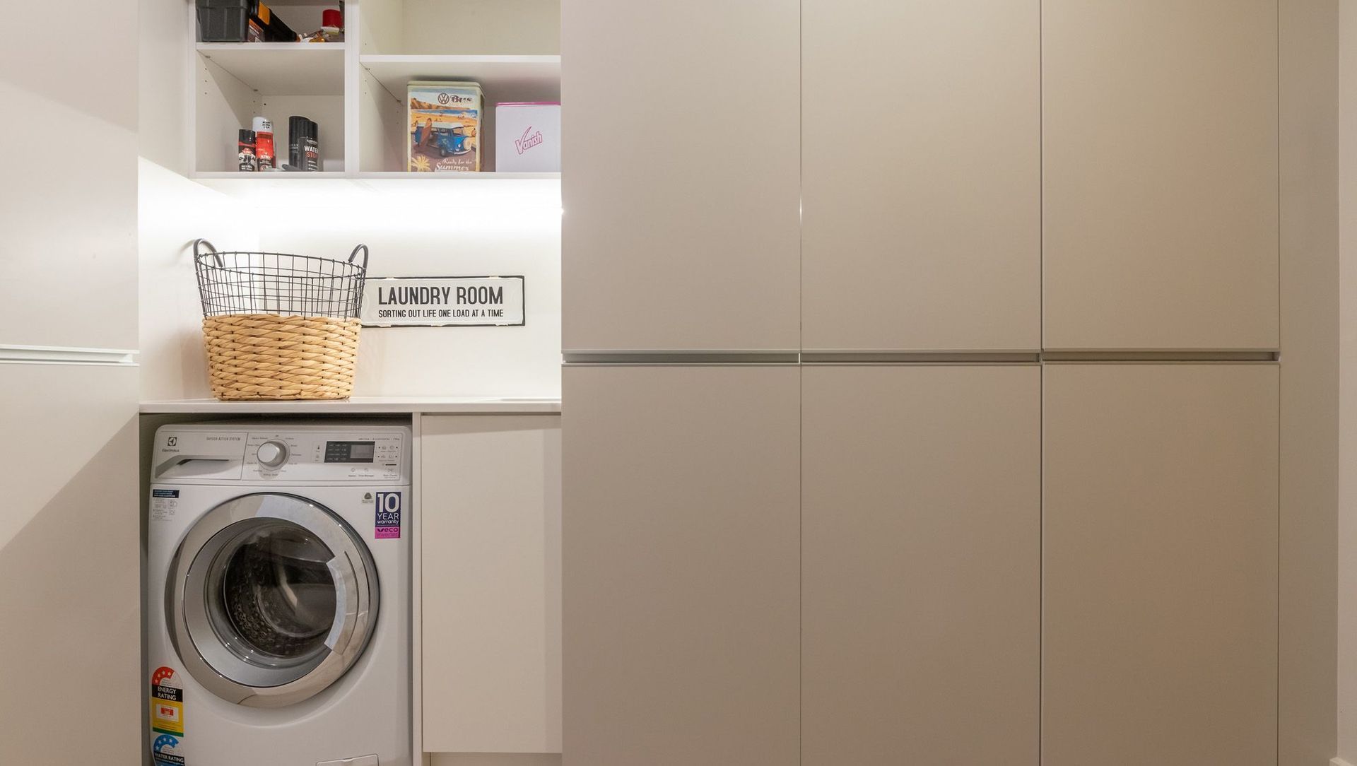 Mission Bay Laundry banner