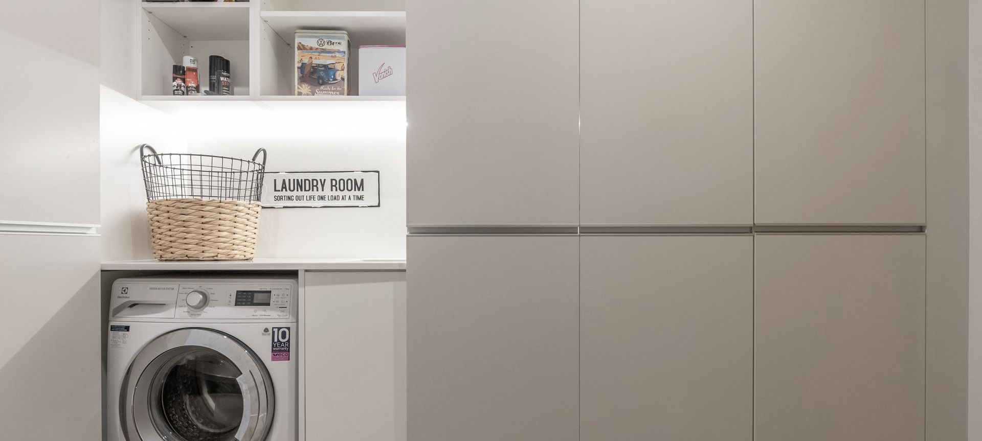 Mission Bay Laundry banner