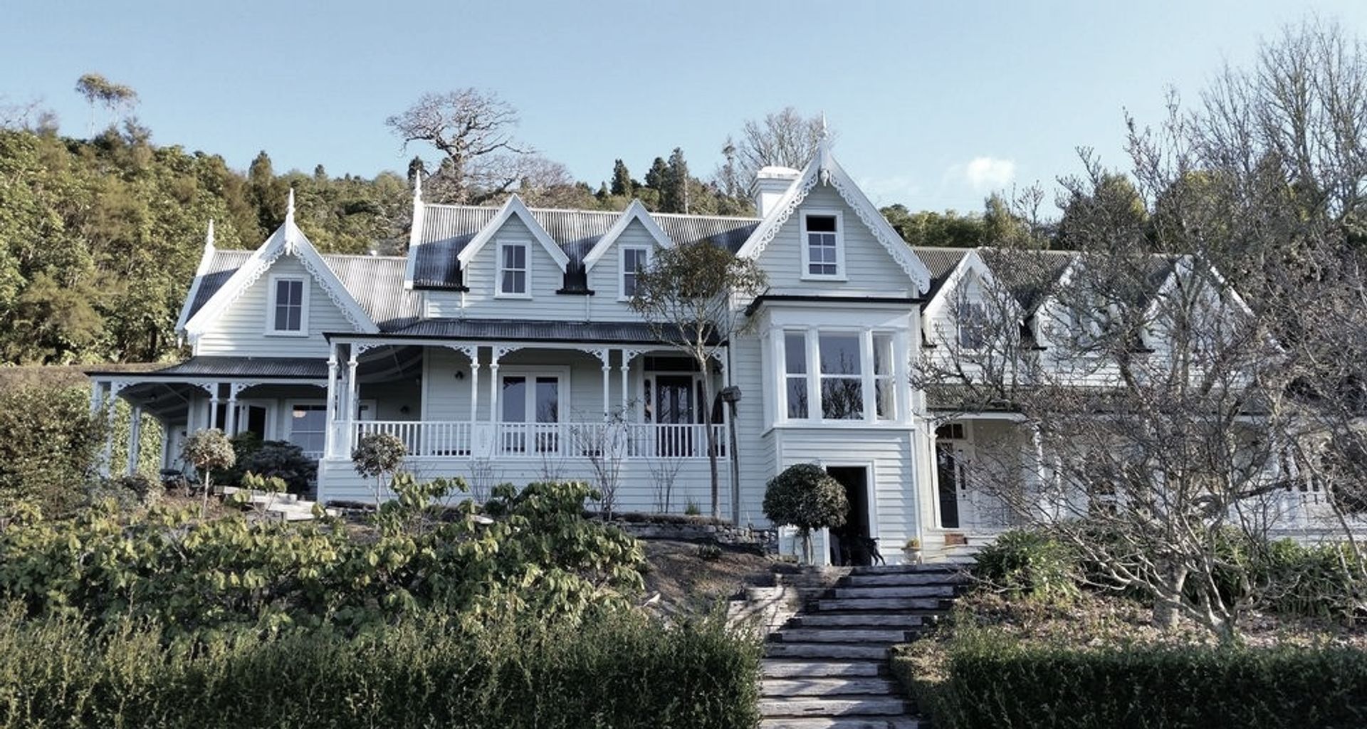 Mission House banner