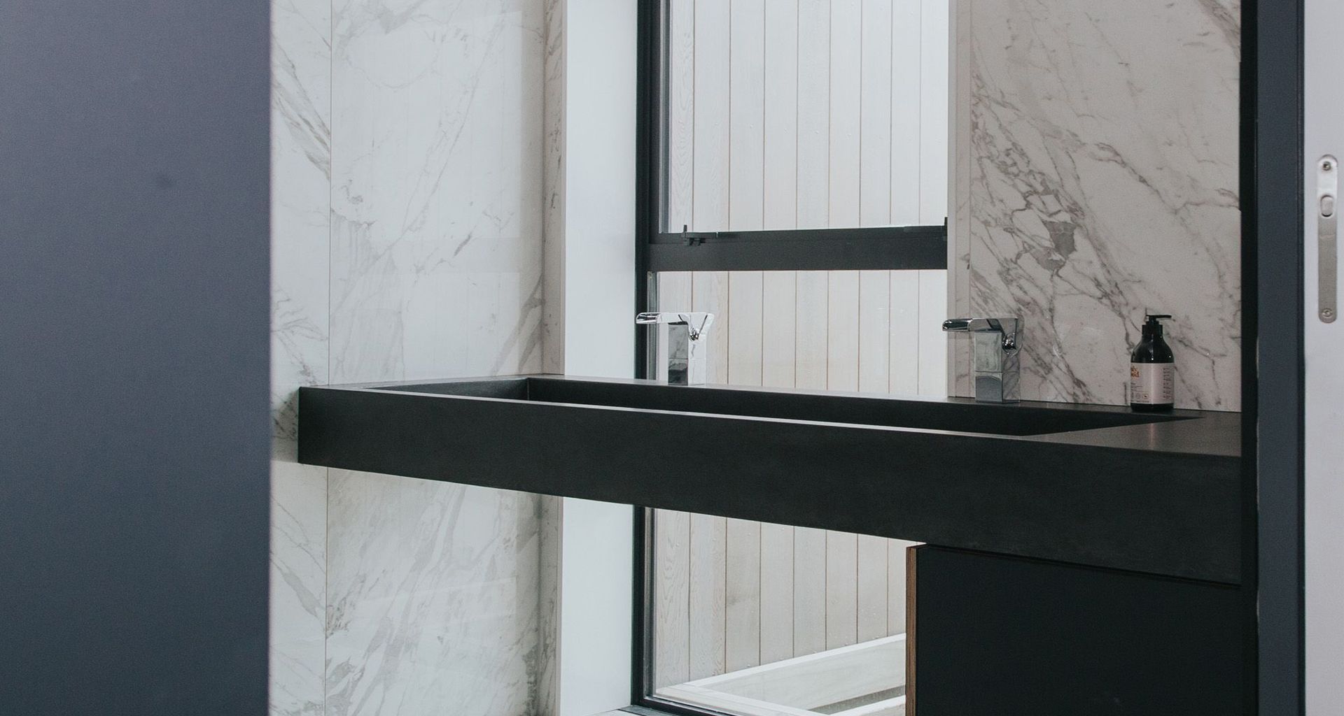 Modern Bathroom banner