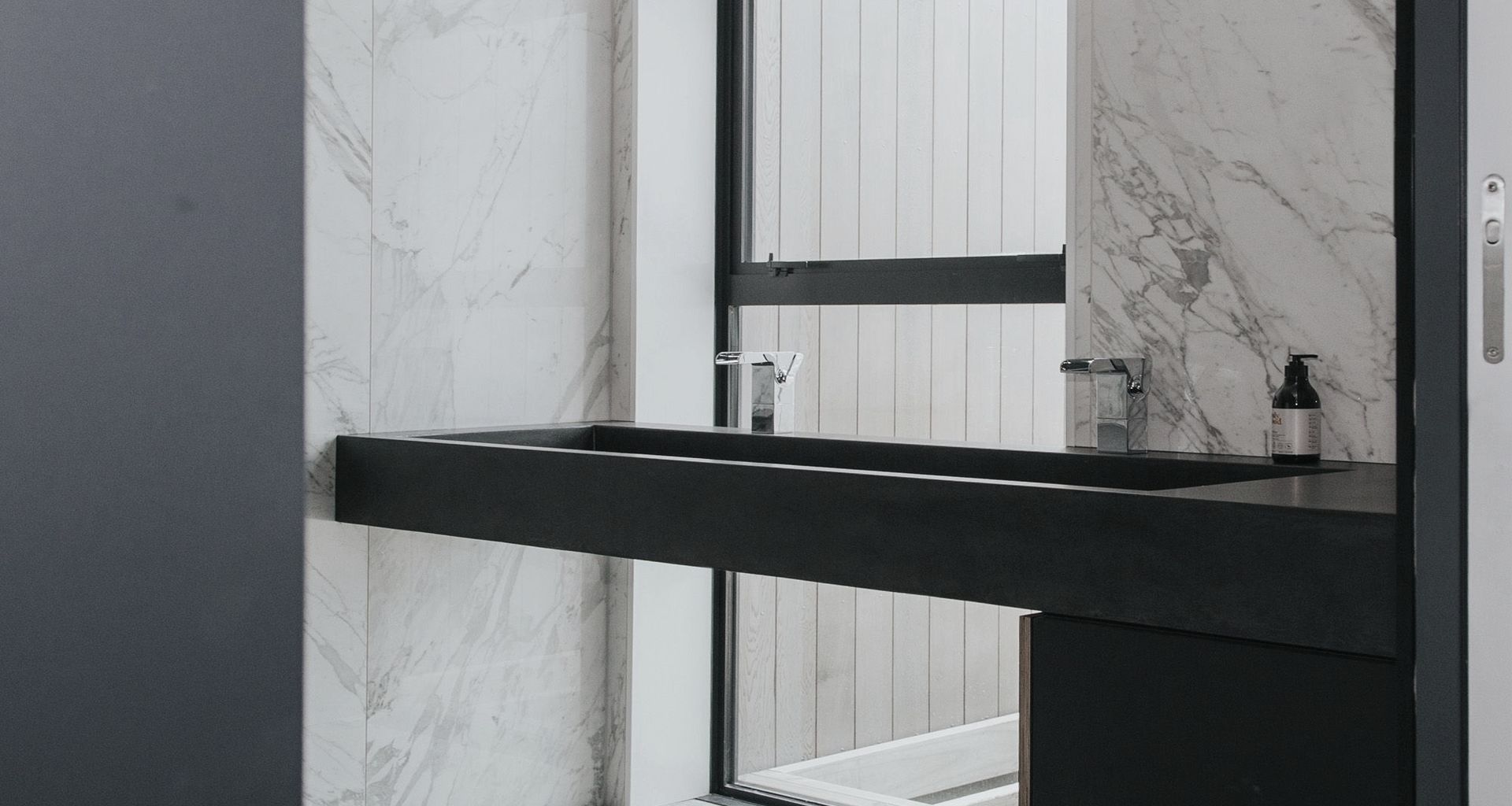 Modern Bathroom banner