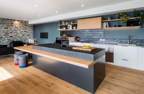 Modern Waimauku Family Kitchen