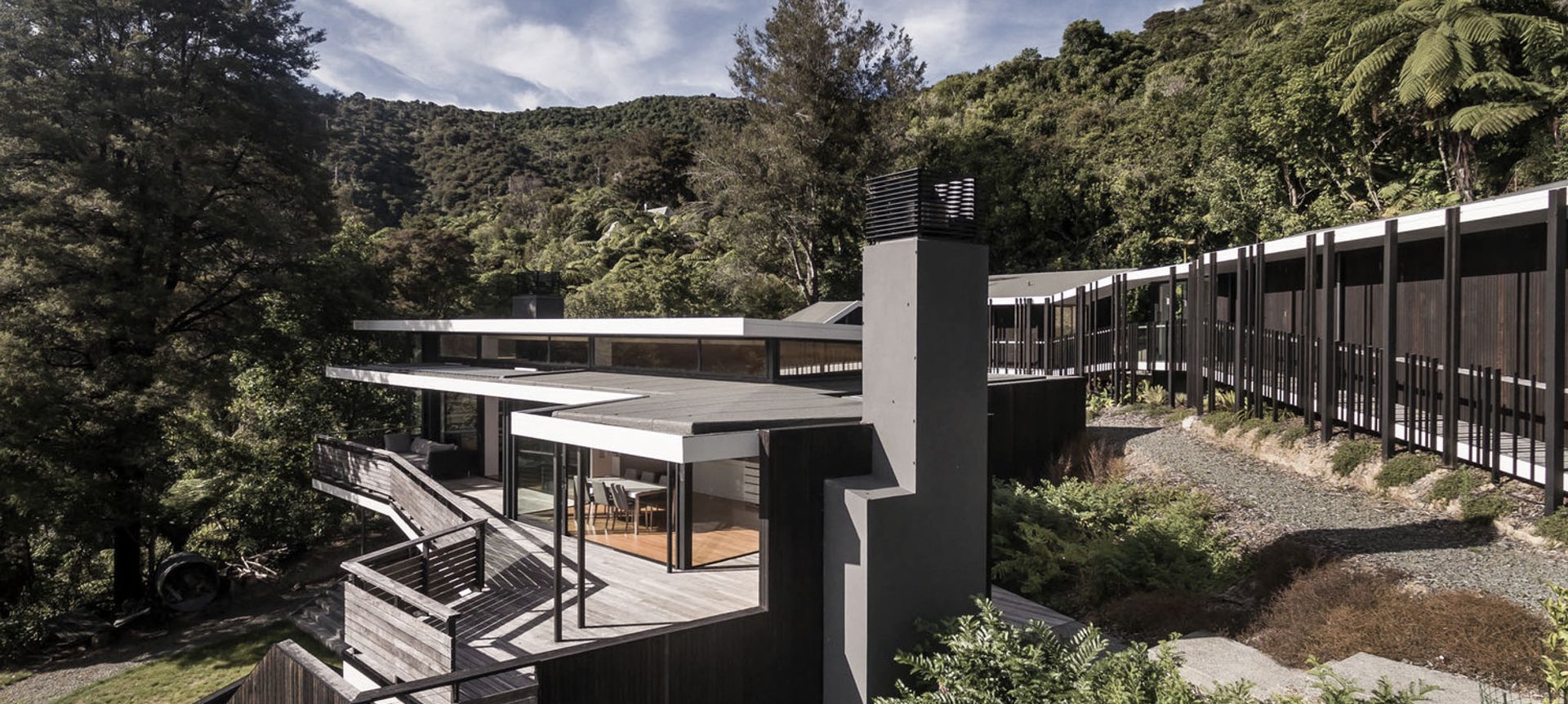 Moetapu Beach House banner