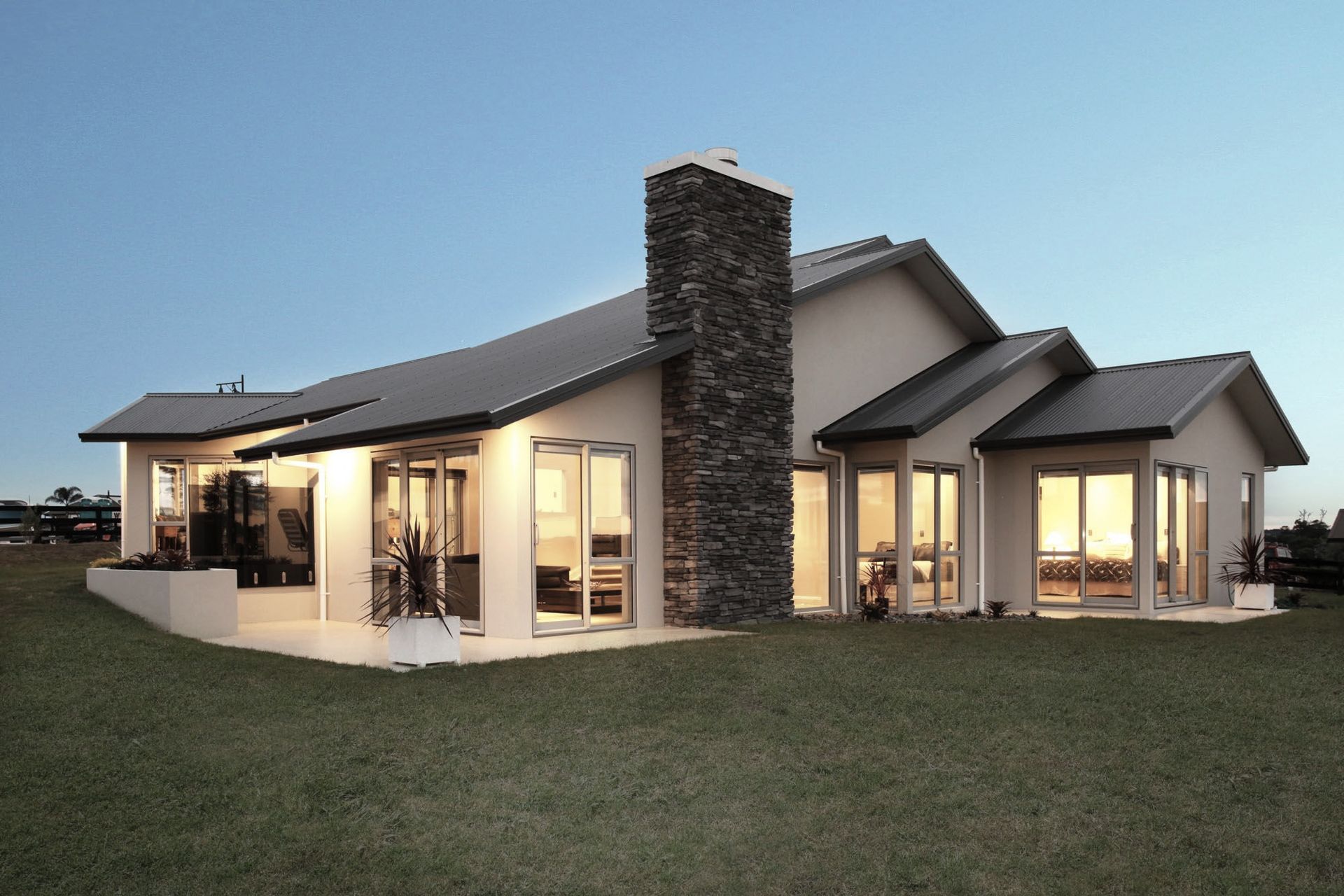 Hero Banner for Moore Construction