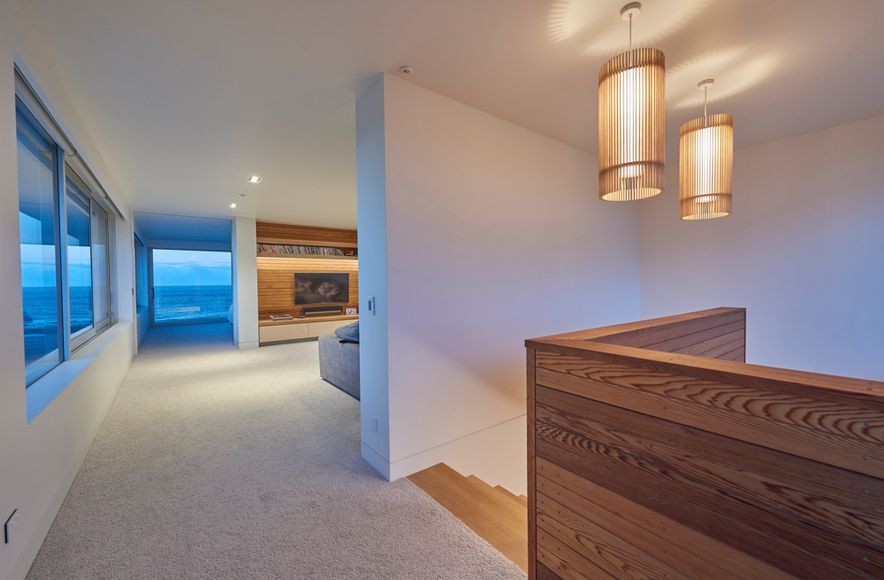 Mount Beach House - iO Lighting