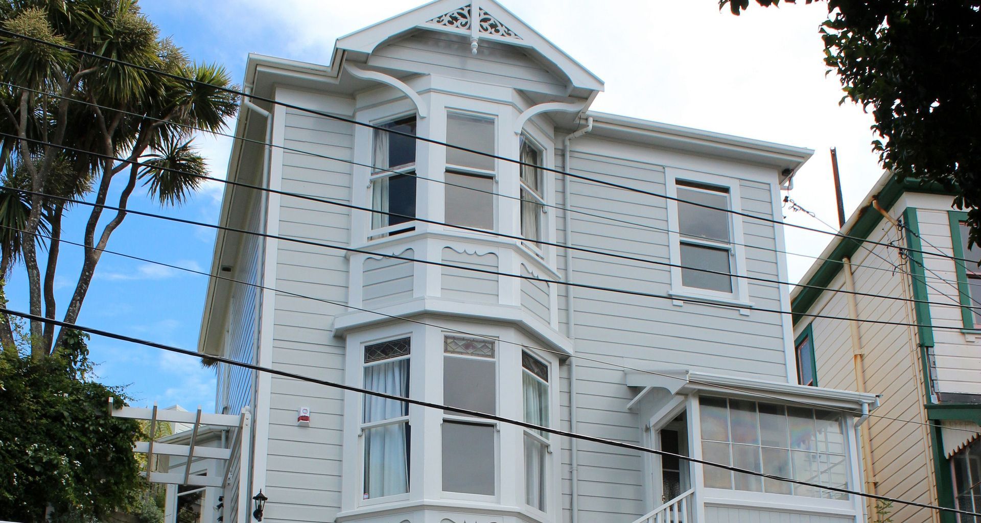 Mt Cook House banner