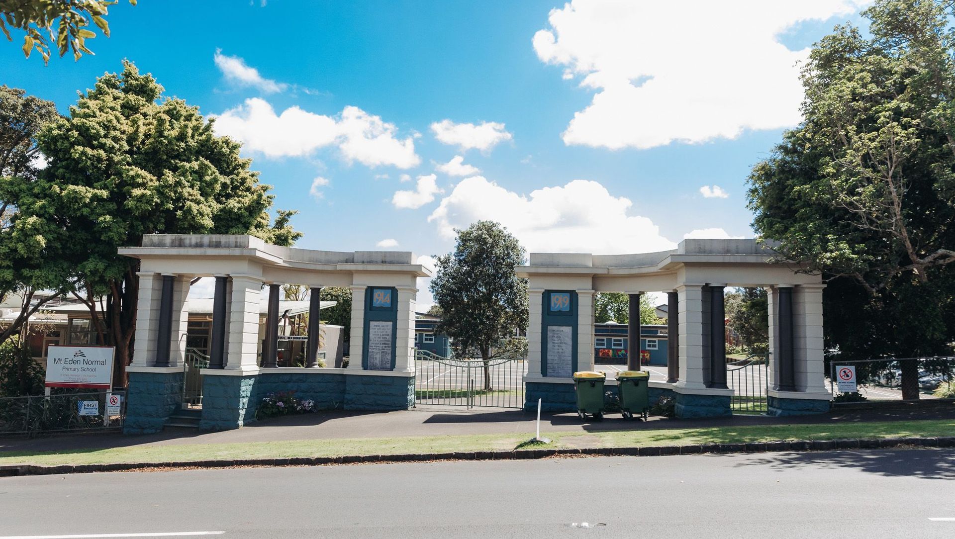 Mt Eden Normal Primary School banner
