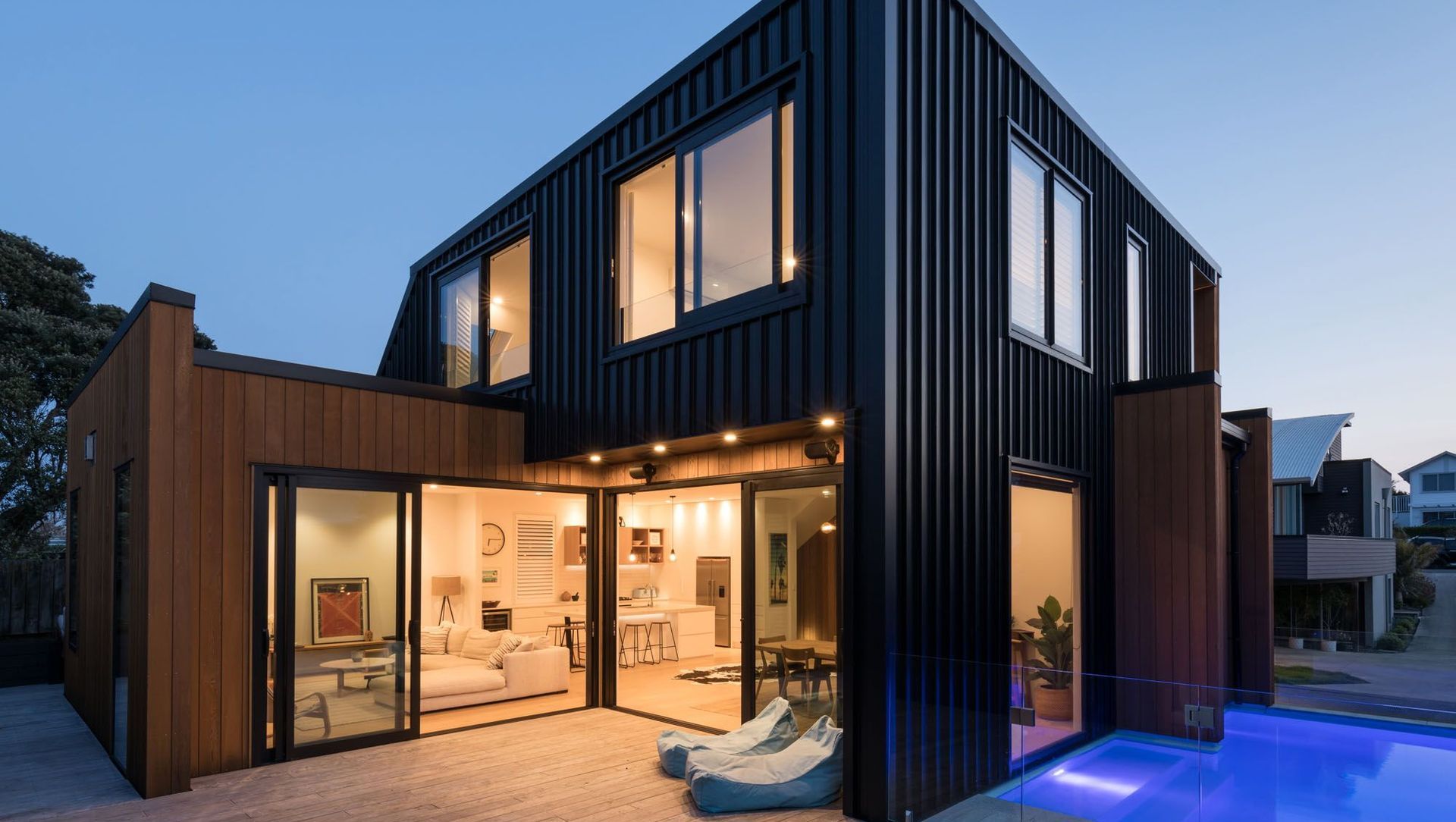 Coastal vibes: Mount Maunganui Home banner