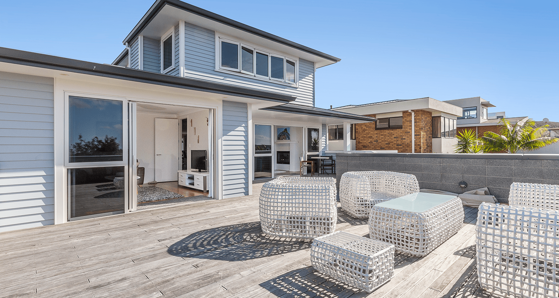 A modern makeover has maximised indoor and outdoor living at this fantastic Mt Maunganui address.