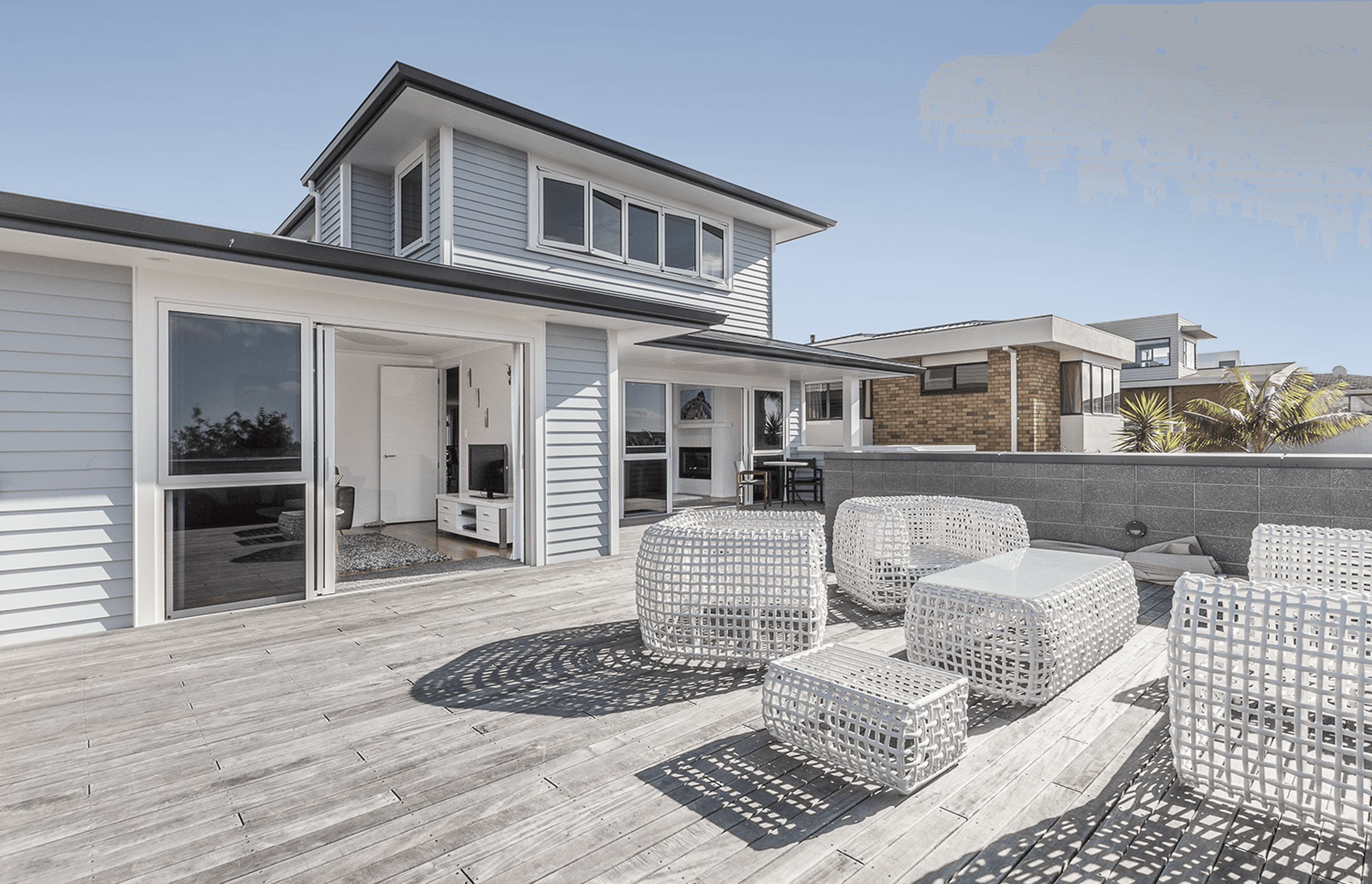 A modern makeover has maximised indoor and outdoor living at this fantastic Mt Maunganui address.