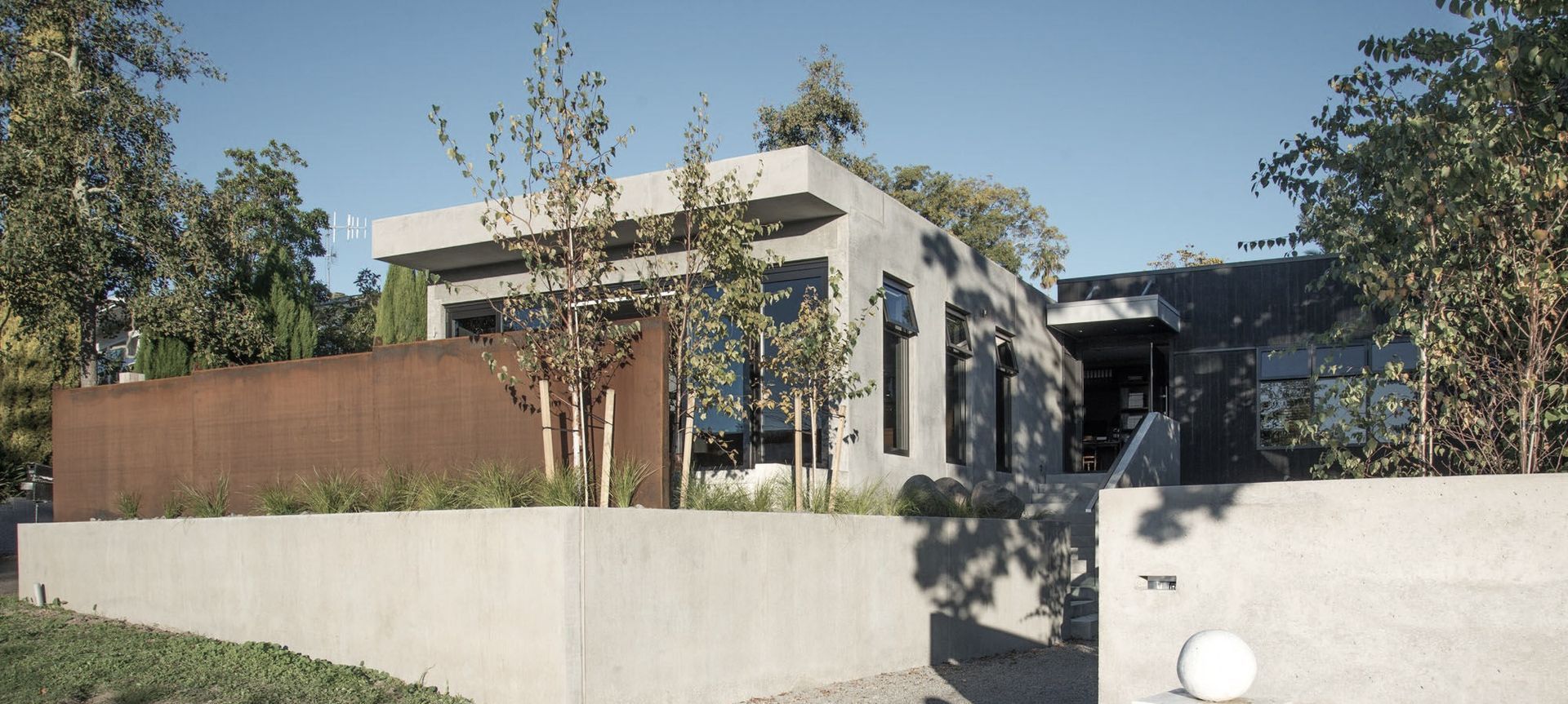 Murdoch Residence banner