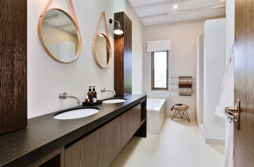 Muriwai Bathrooms by Sue Gillbanks