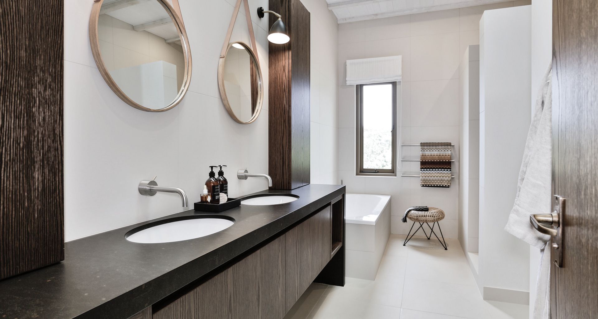 Muriwai Bathrooms by Sue Gillbanks banner
