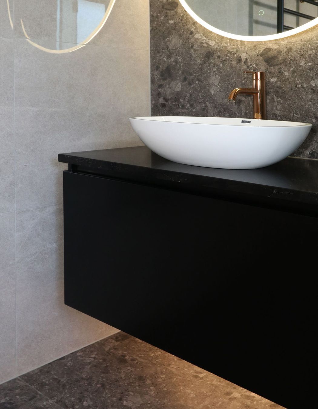 Ensuite