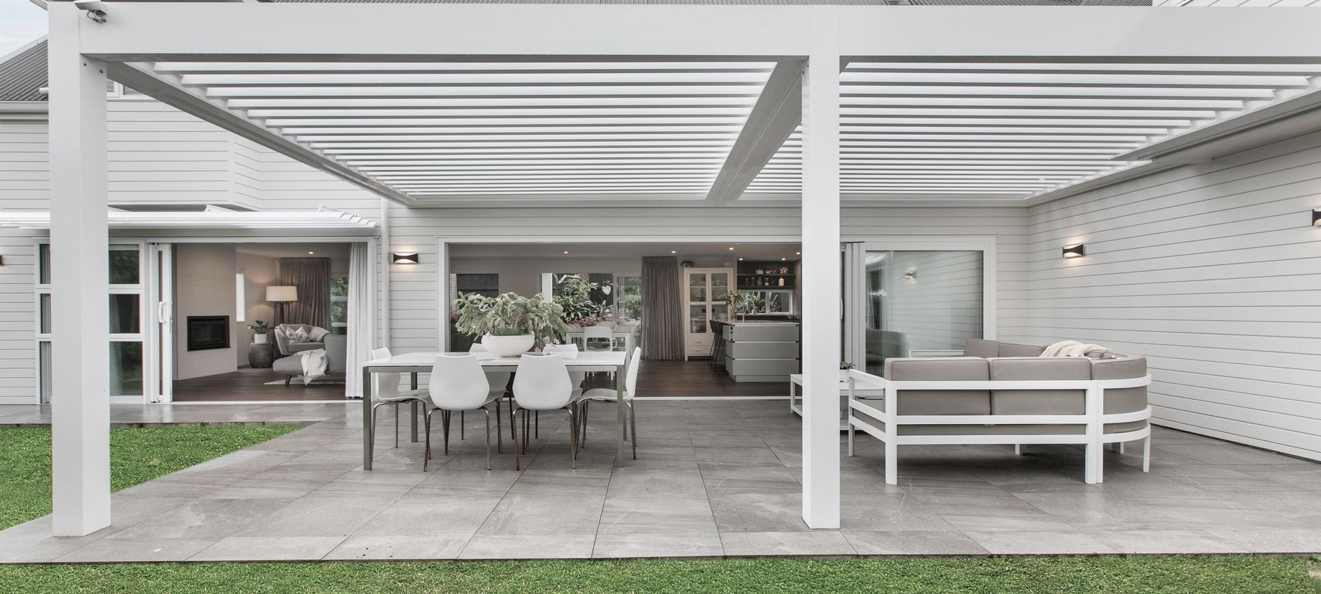Narrow Neck Residence banner
