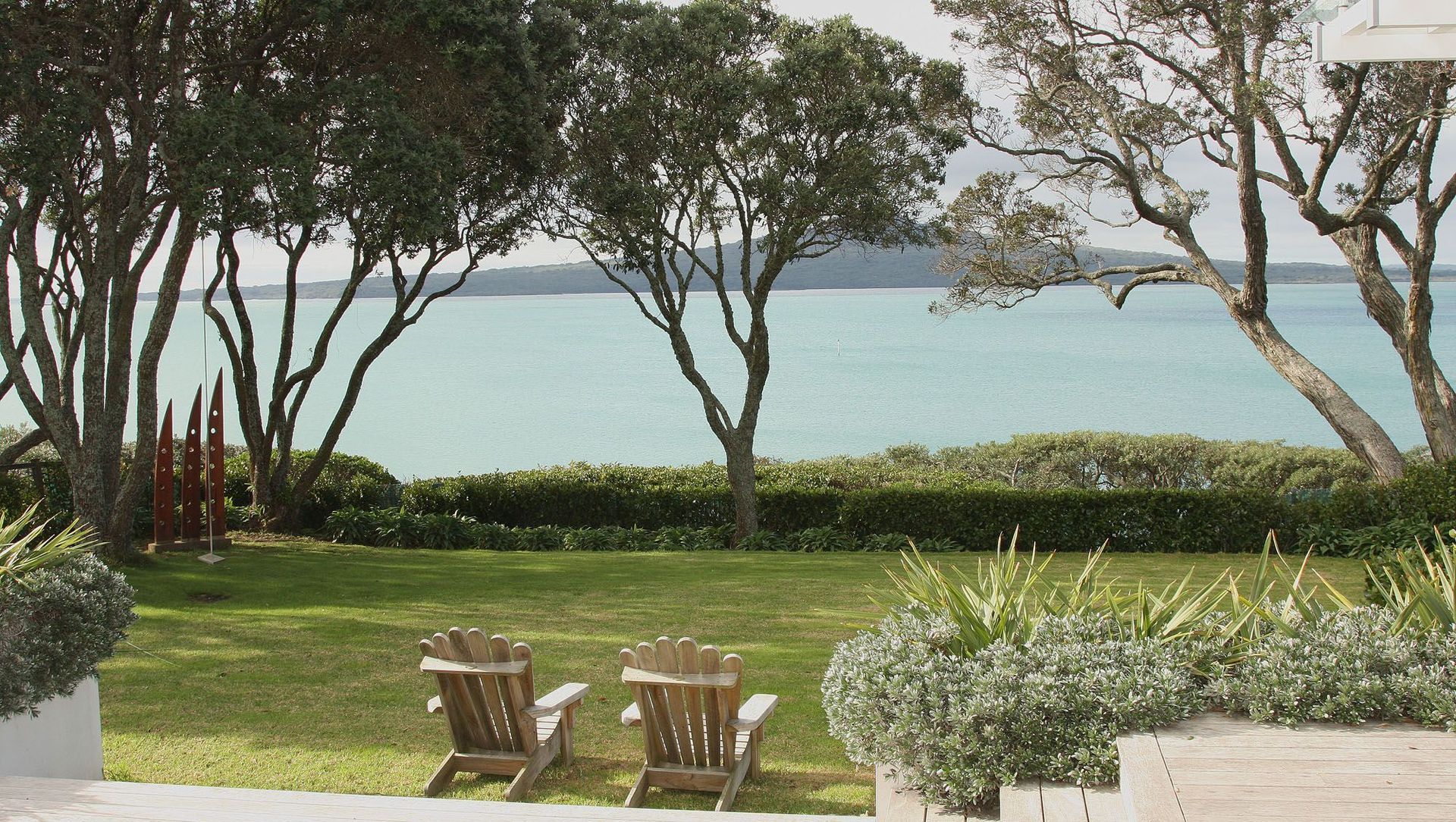 Narrow Neck Home banner
