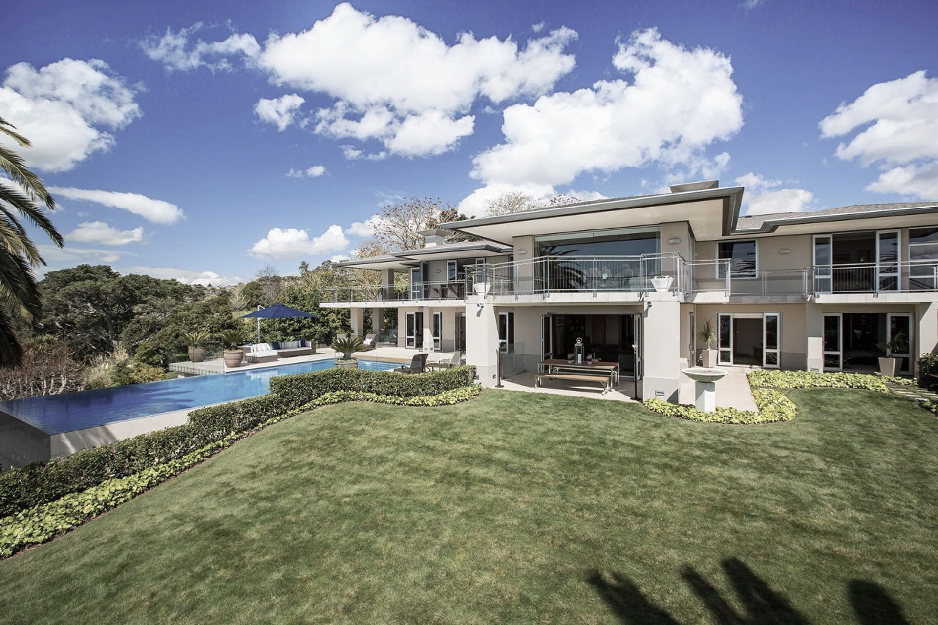 Onform Construction banner