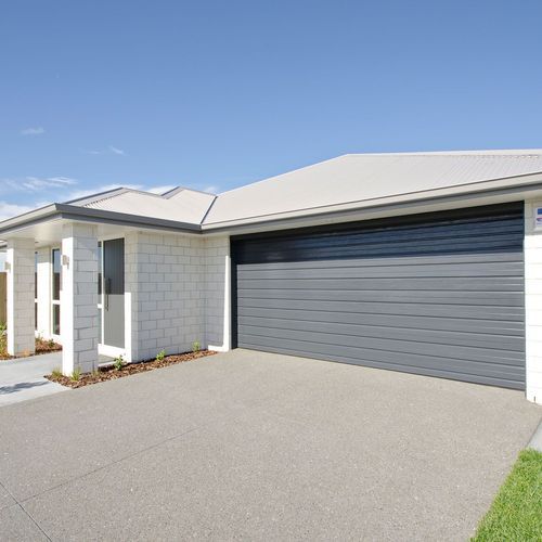 Newport Sectional Garage Door