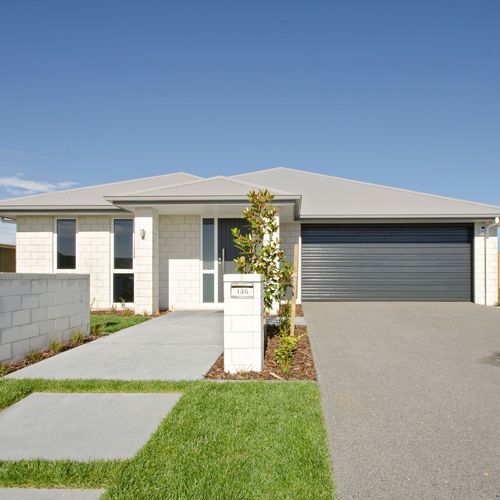 Newport Sectional Garage Door