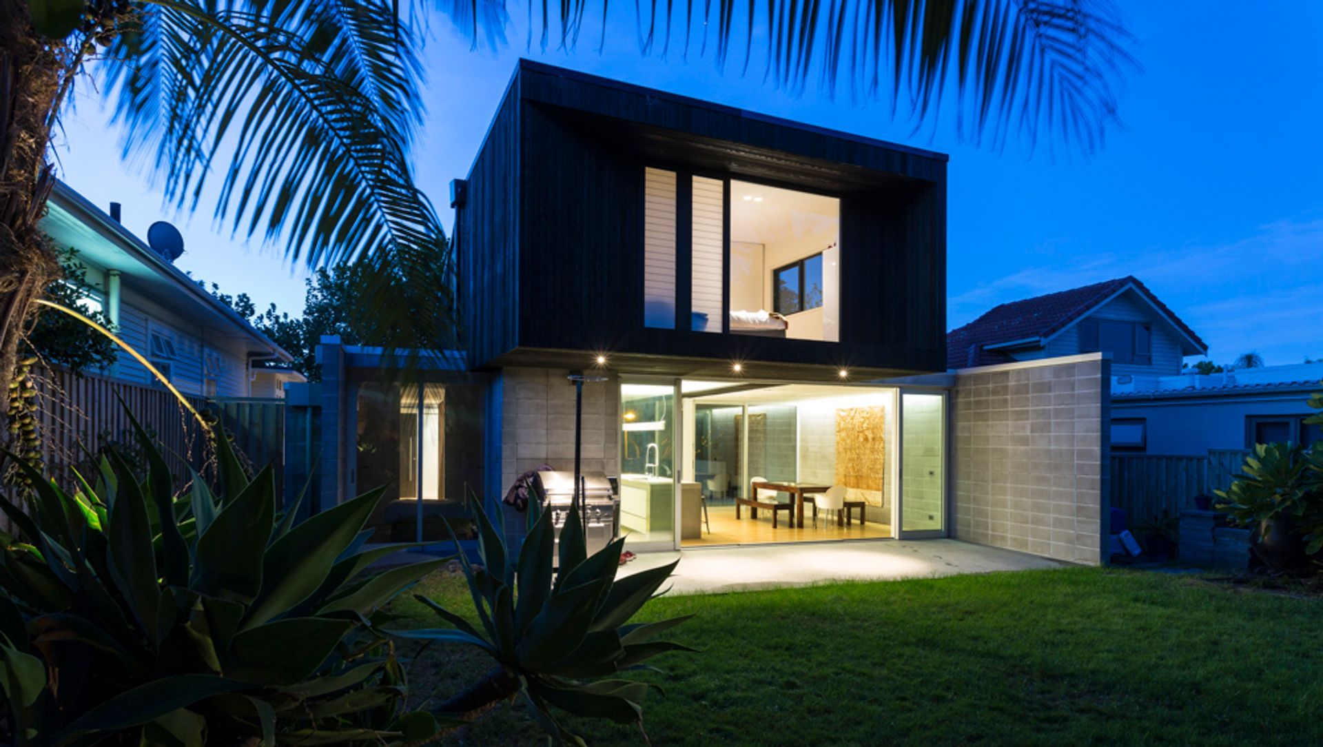 Nottingham House banner