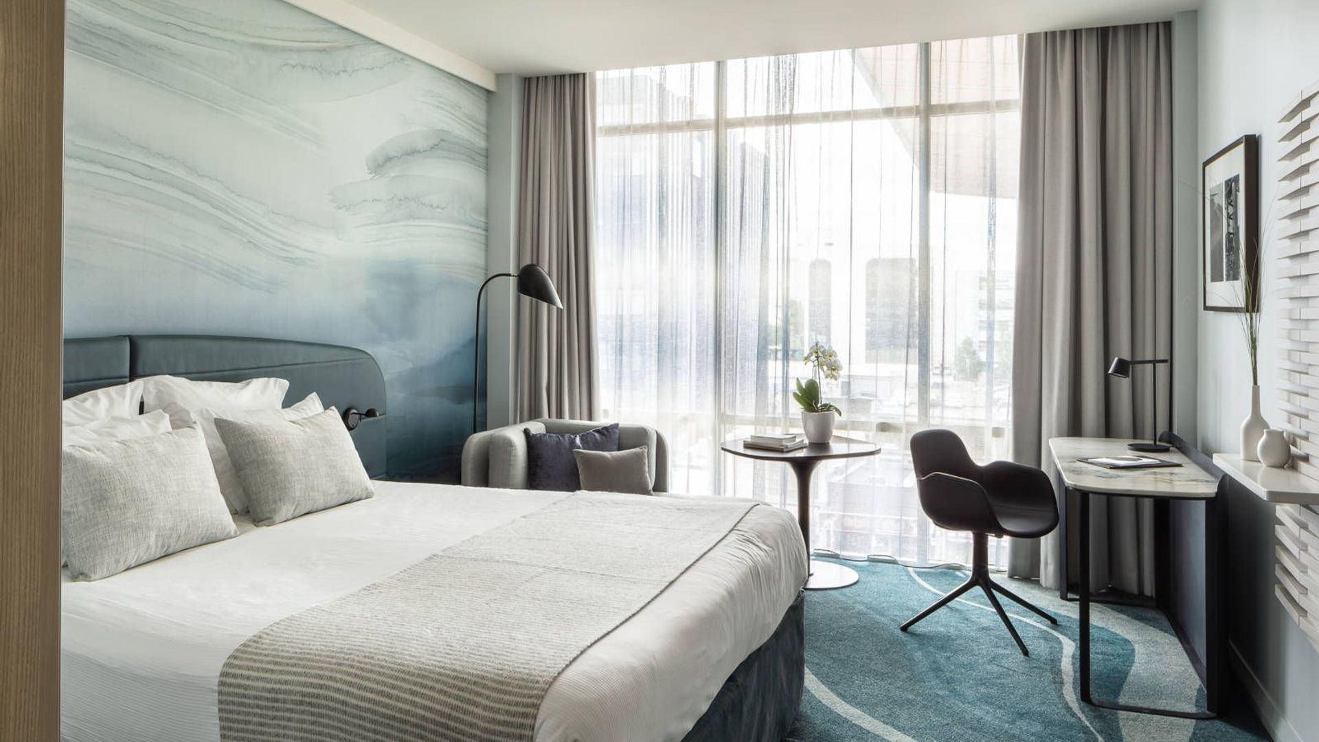 Novotel Tainui banner