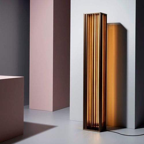 Numa Floor Lamp