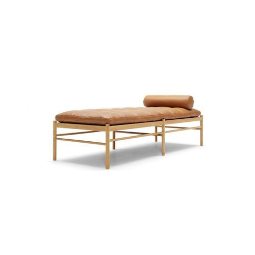 OW150 Daybed by Carl Hansen + Son