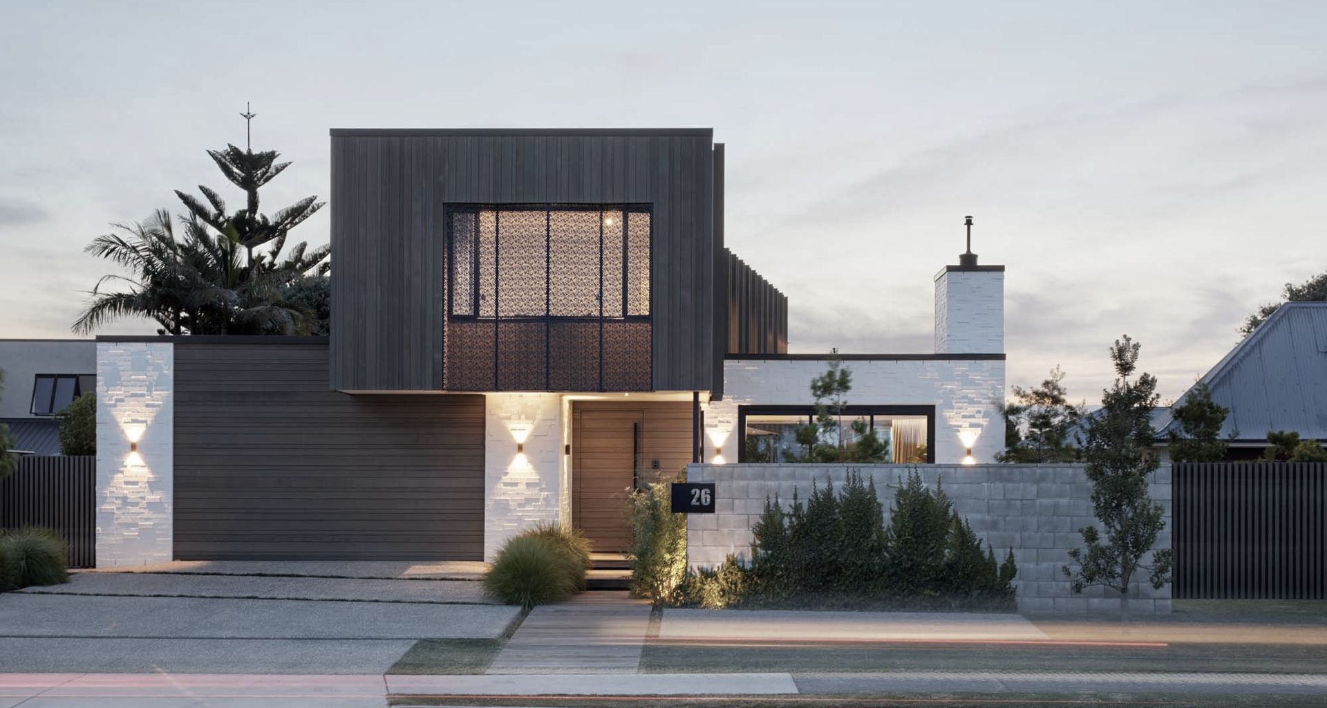 Oceanbeach Road House: a private oasis banner