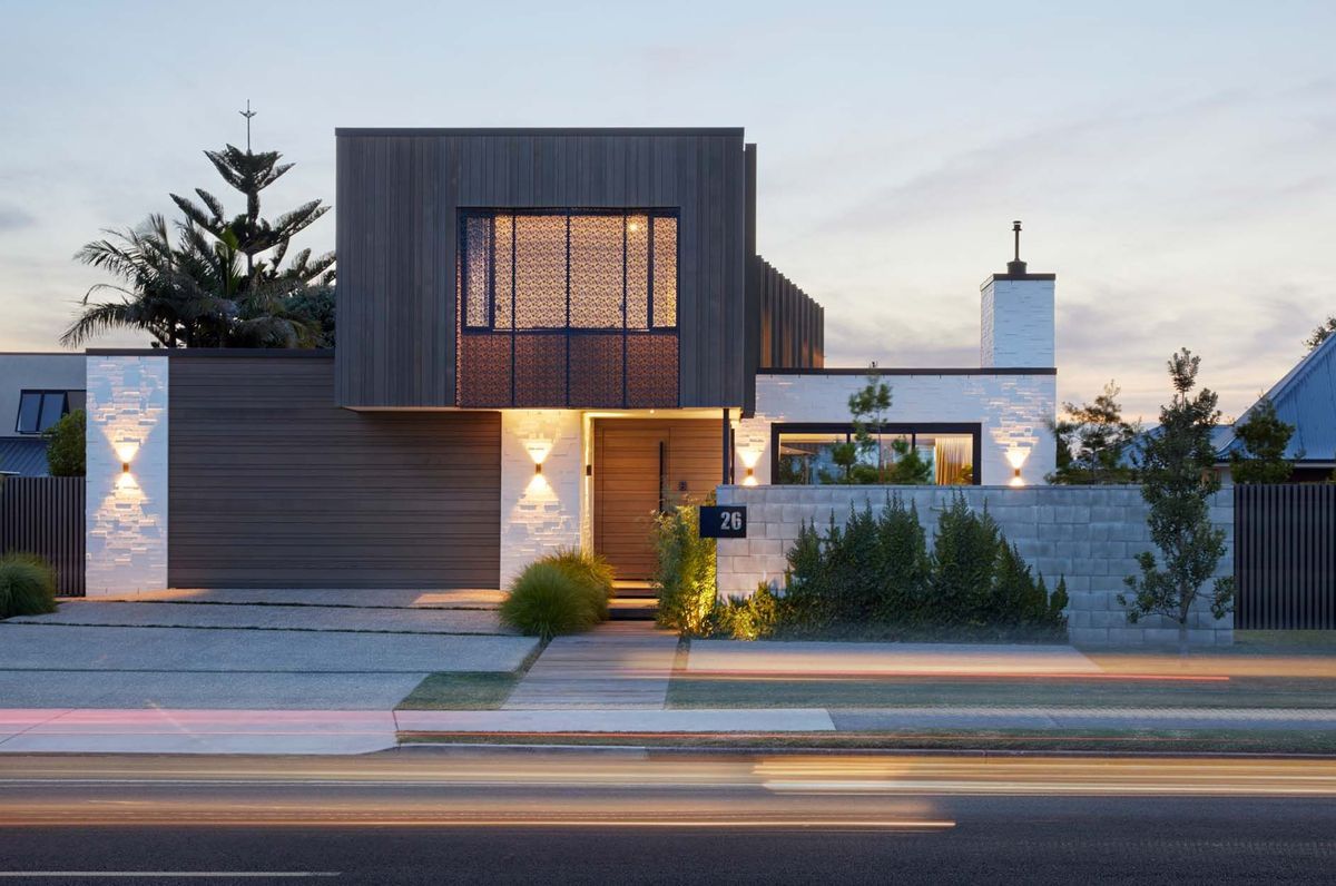 Oceanbeach Road House: a private oasis