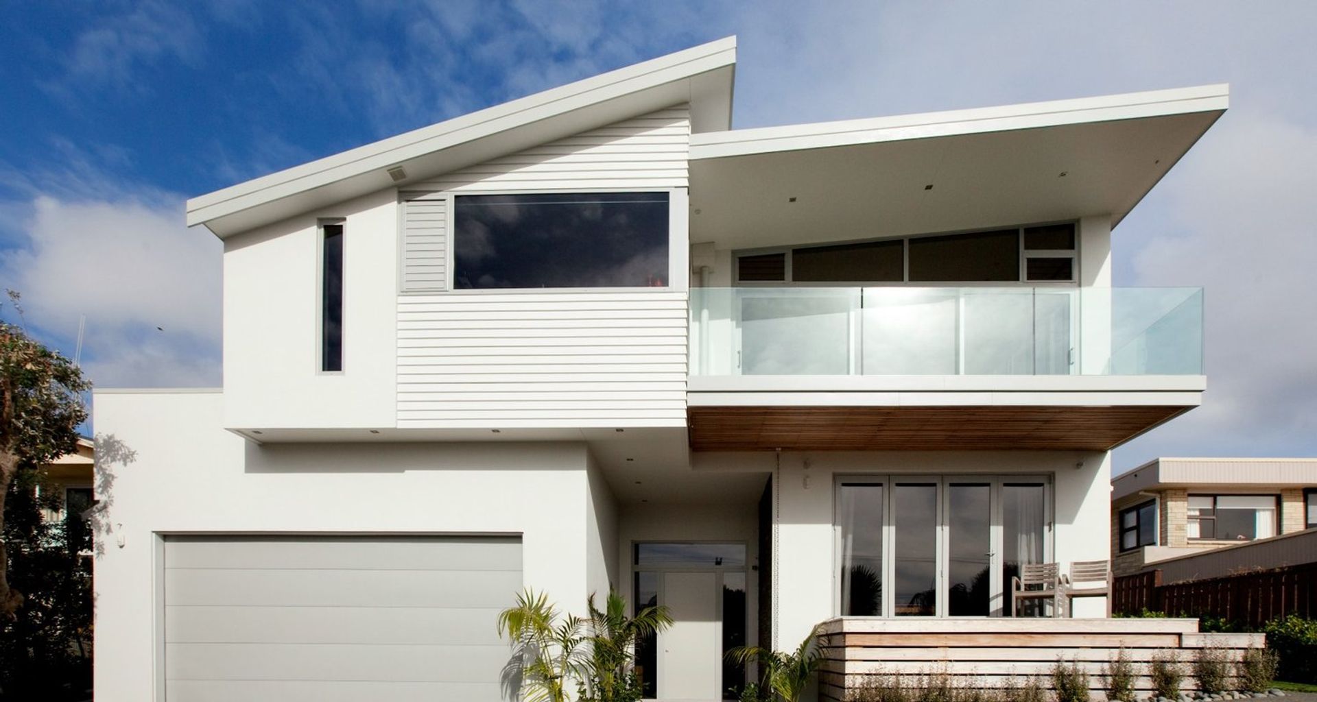 Oceanbeach Road banner