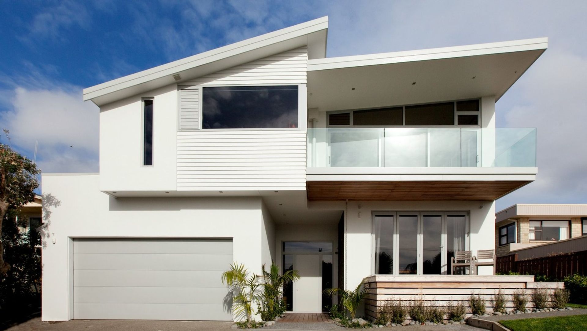 Oceanbeach Road banner