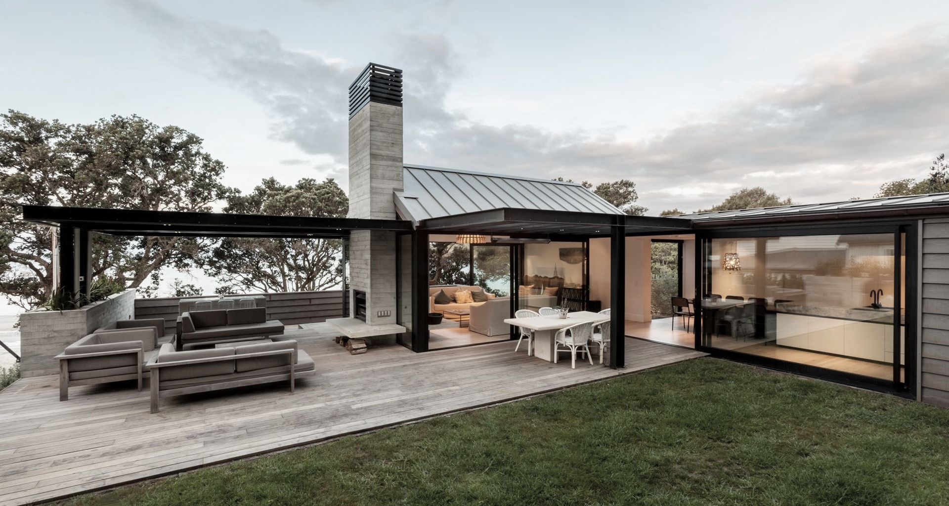 Oneroa Outdoor Living banner