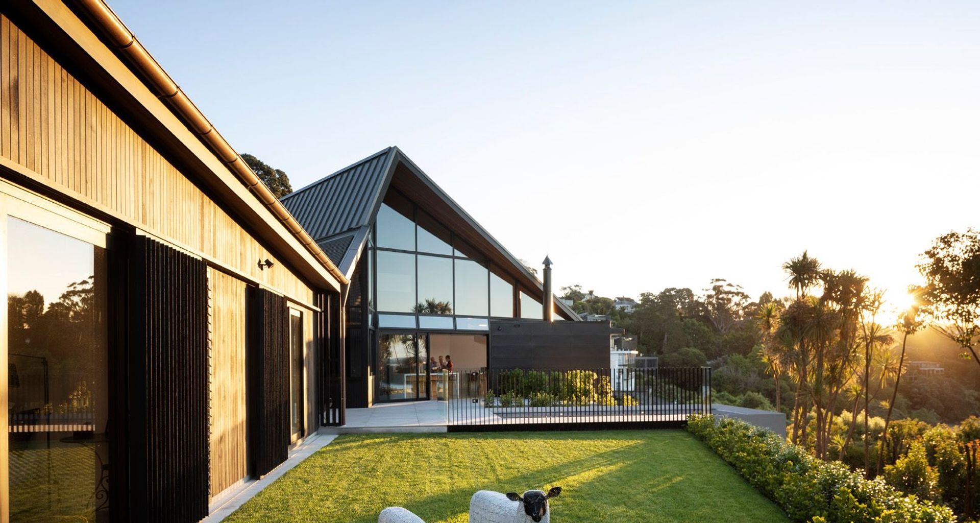 Orakei Basin Home banner