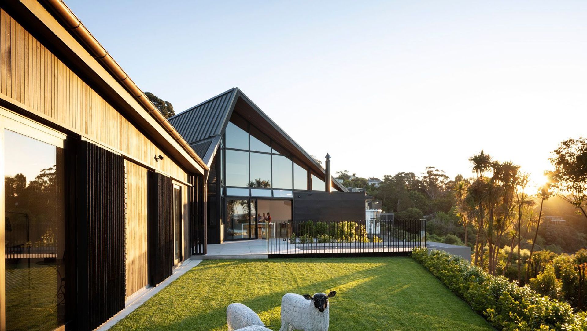 Orakei Basin Home banner