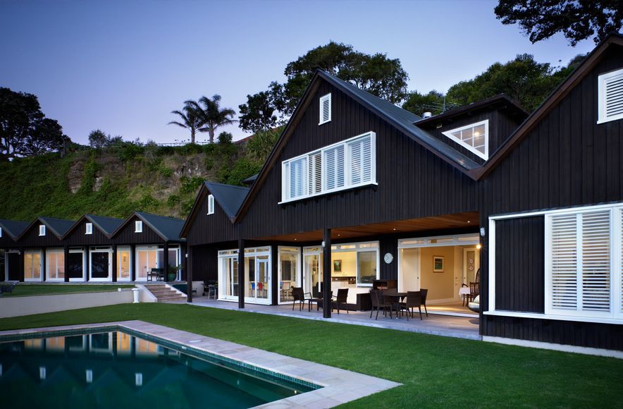 Orakei Basin House II