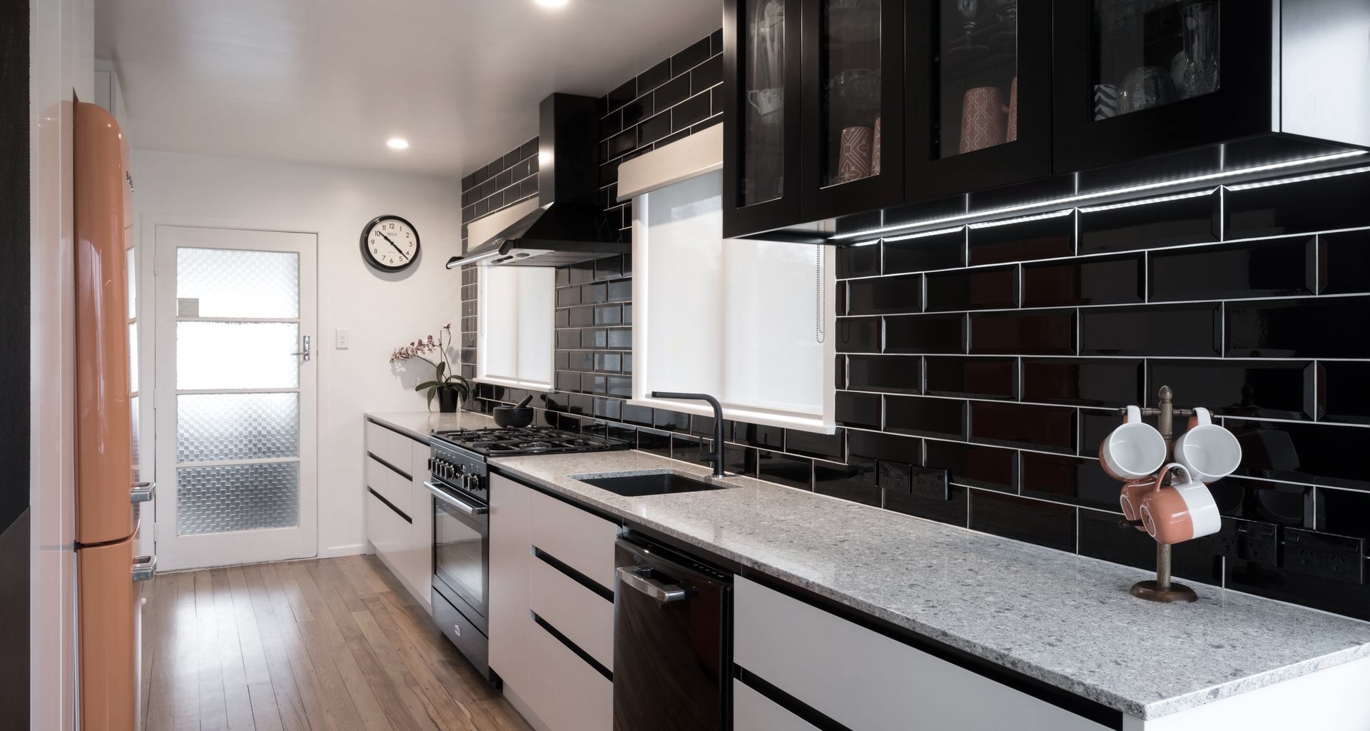 Orange Retro Kitchen banner