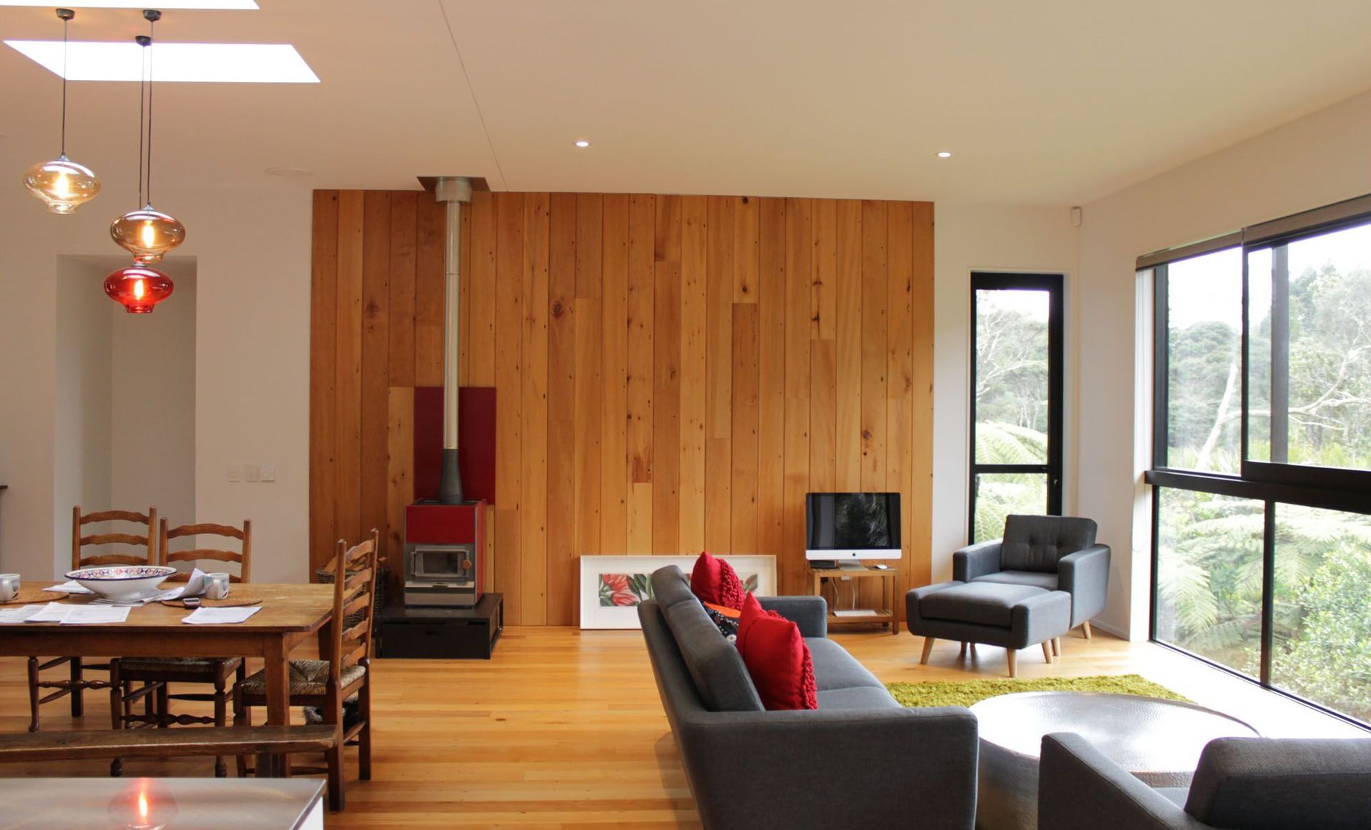Oratia Home