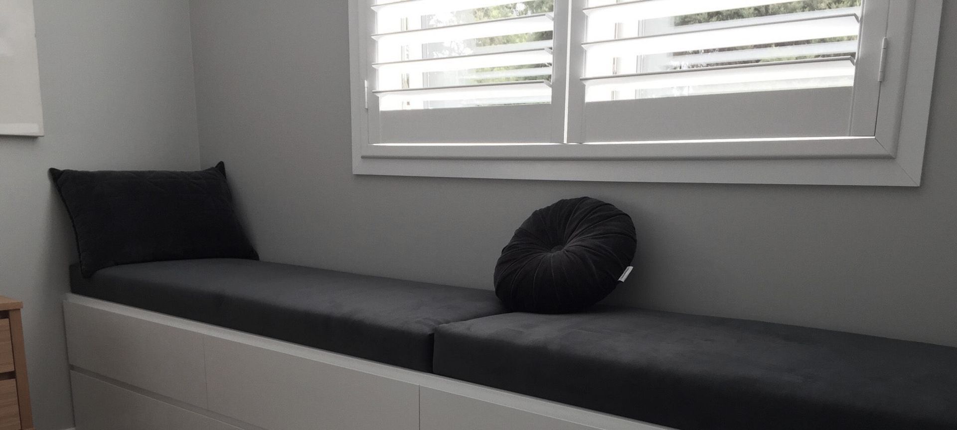 Orewa Drawer Seat banner
